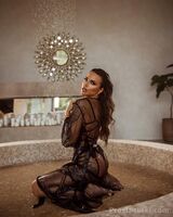 Миниатюра Индивидуалка Санта Аэропорт Фотография 